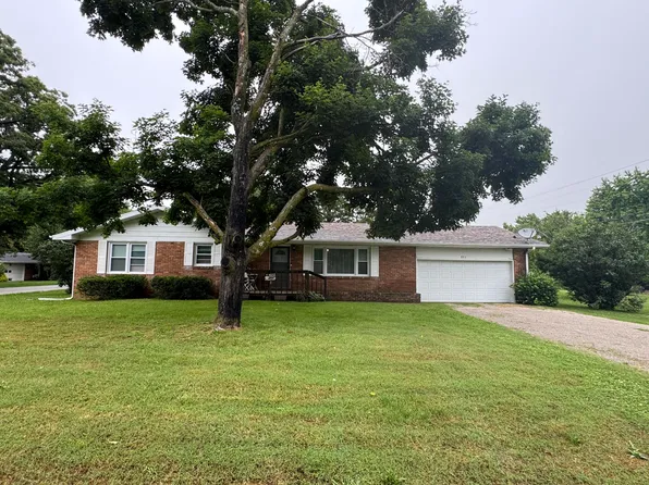853 Sunset Avenue #853, Marshfield, MO 65706