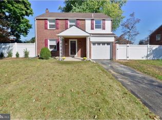 37 Johns Rd, Cheltenham, PA 19012