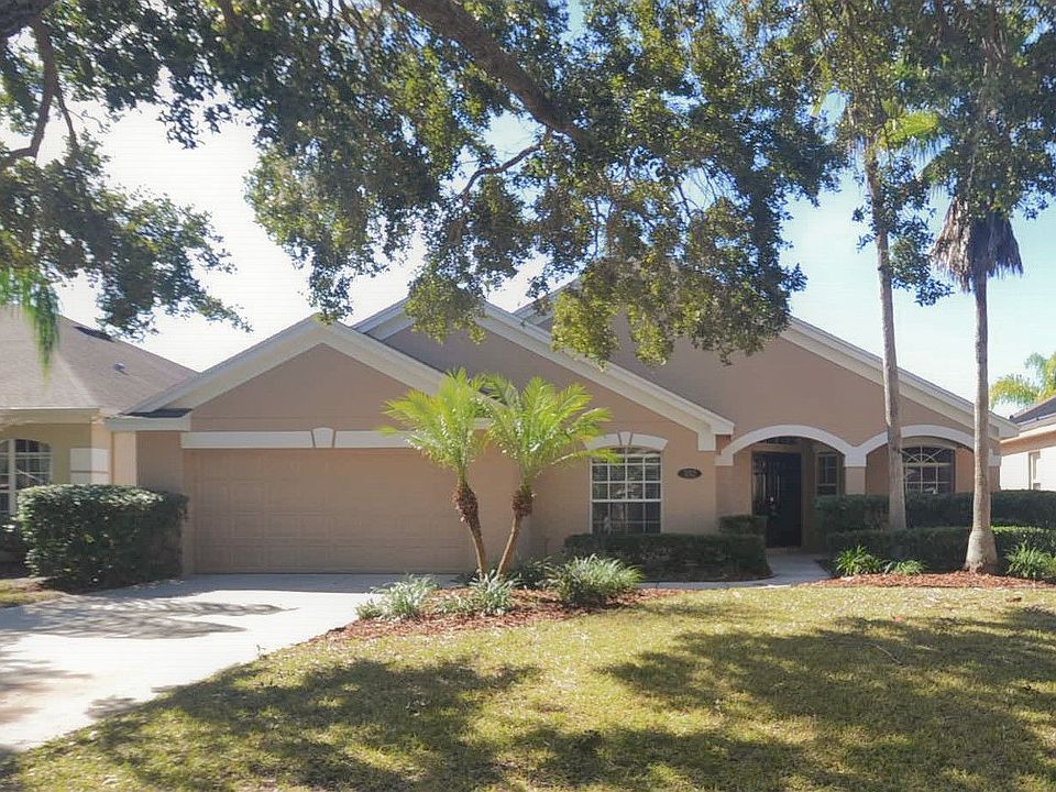1st image of 552 Lakeworth Cir