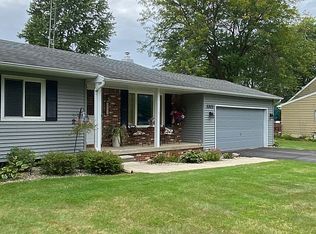 3203 Dillon Rd, Flushing, MI 48433