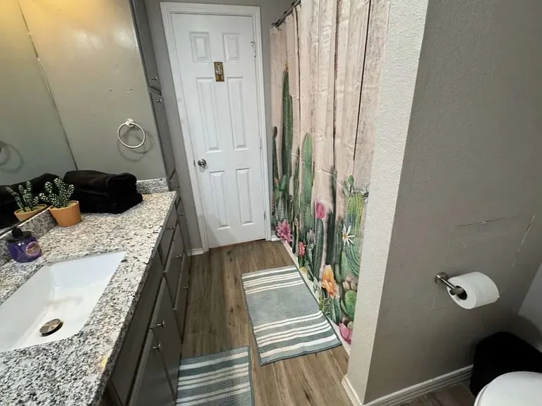 8405 Canton Ave — Photo 3