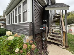 916 1st St SE #1/2, Rochester, MN 55904