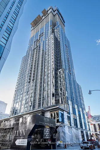 11 Yorkville Ave Photo 1