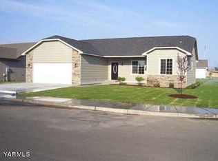 2010 Wellington Ave, Yakima, WA 98908
