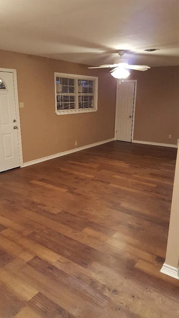 4 bed, 1800 sqft, $1,775 — Photo 2