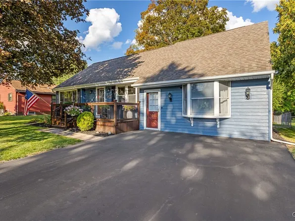 113 Stillwell Ter, East Syracuse, NY 13057