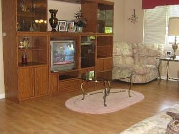 4th image of 775 E Whispering Oaks Dr #2LR