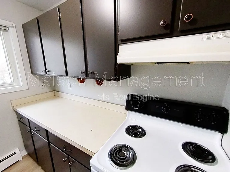 721 Cedarwood — Photo 6