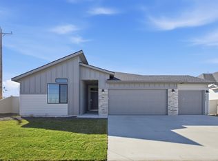 7047 E Amber Spgs, Saint Nampa, ID 83687