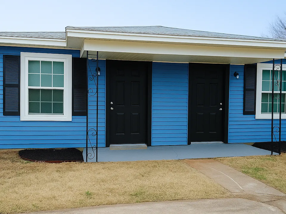 1401 NW Williams Ave #2