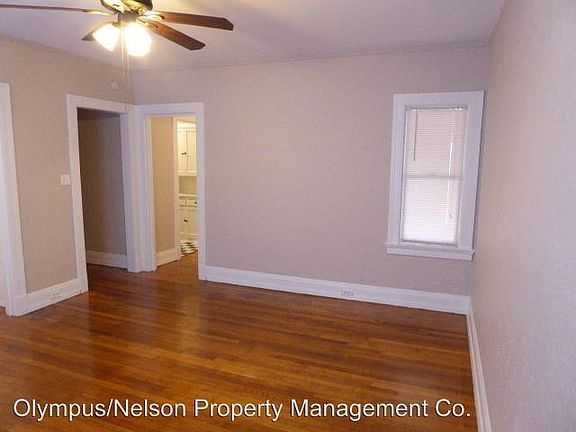 4th image of 3920 Fannin St APT 105