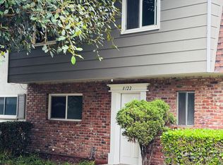 8122 Deerfield Dr, Huntington Beach, CA 92646