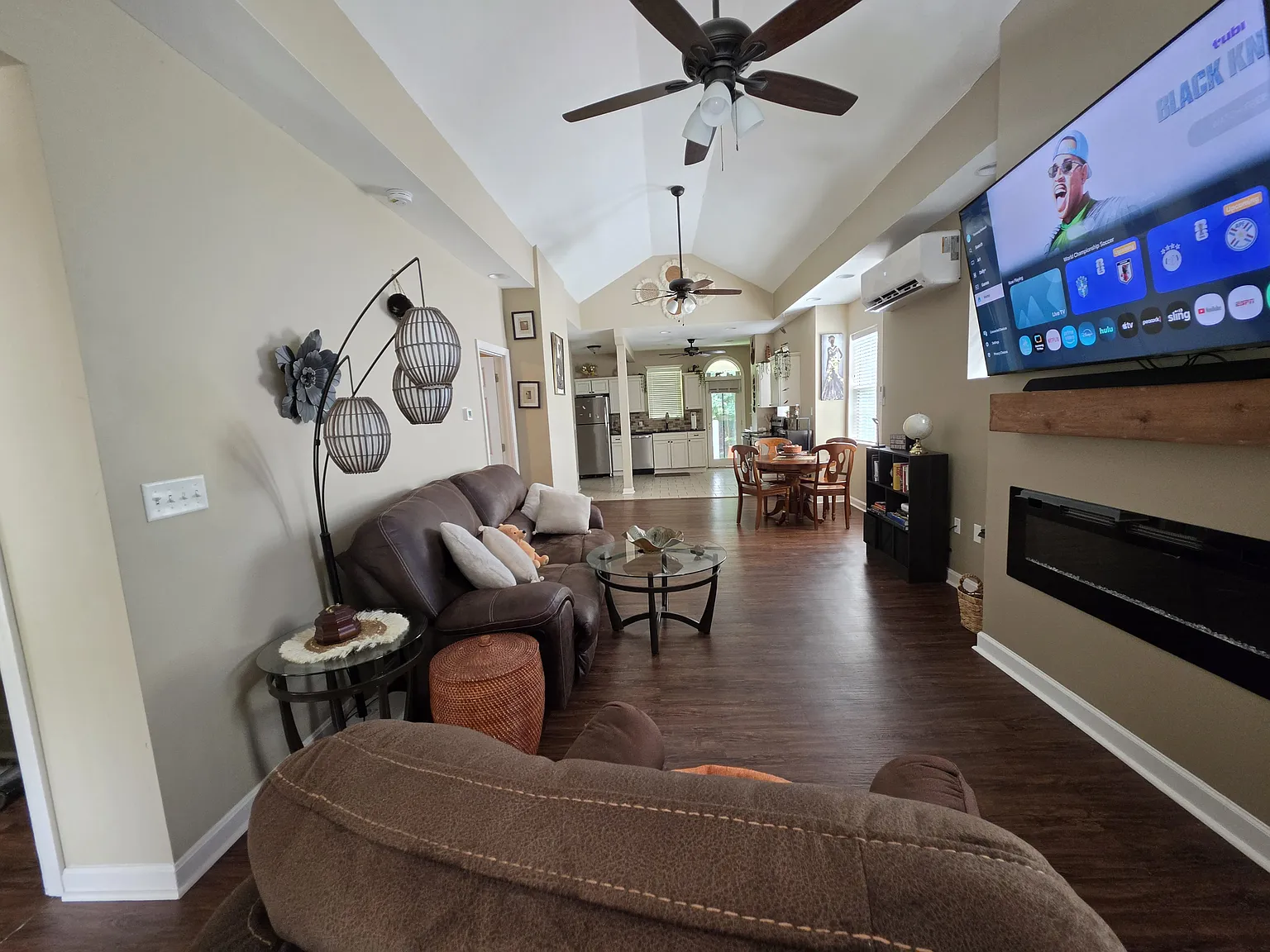 1503 Kenberma Ave — Photo 1