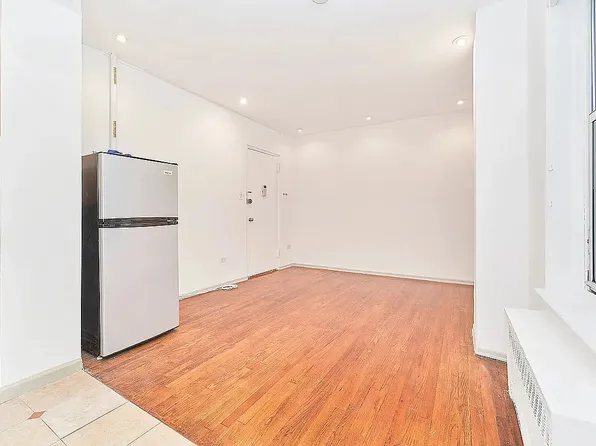 152 East 22nd Street image 1 of 5