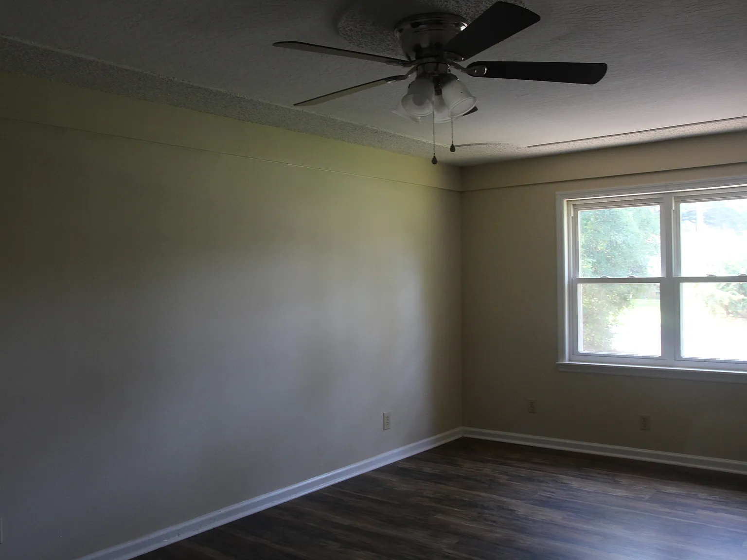 Gary Avenue 1305 - 1 — Photo 3
