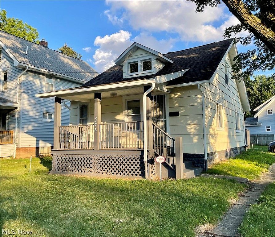 576 Cole Ave, Akron, OH 44301 Zillow