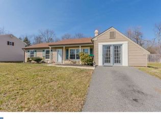 65 Aberdale Ln, Sicklerville, NJ 08081
