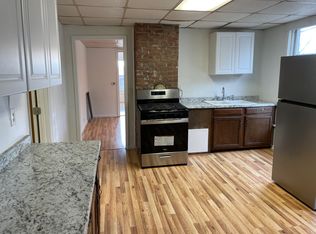 886 3rd Ave APT 2, Troy, NY 12182
