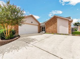 14118 Woodnook Dr, Houston, TX 77077