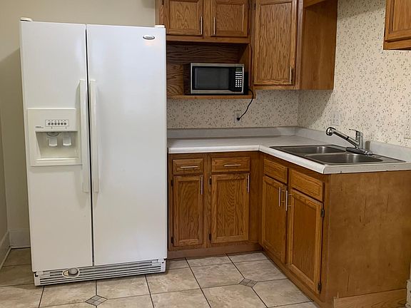 5th image of 7N017 Watseka Ave #2E