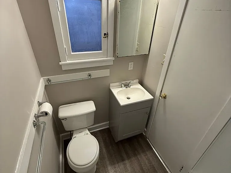 1014 Logan Ave — Photo 8