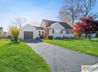 30 Chapel St, Edison, NJ 08817