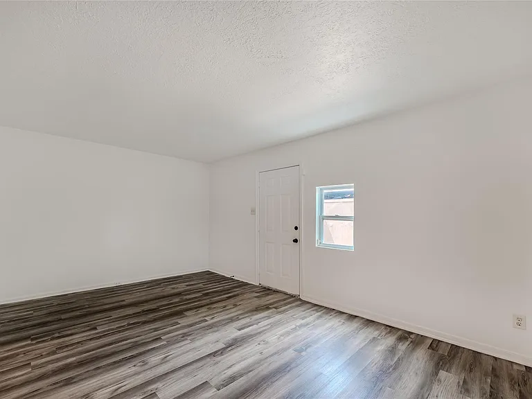 1803 Country Village Blvd — Photo 21