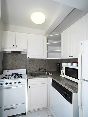 Rented by Sotheby's International Realty | media 5