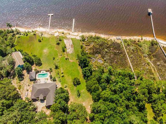 2nd image of 1933 Bay Oaks Cir