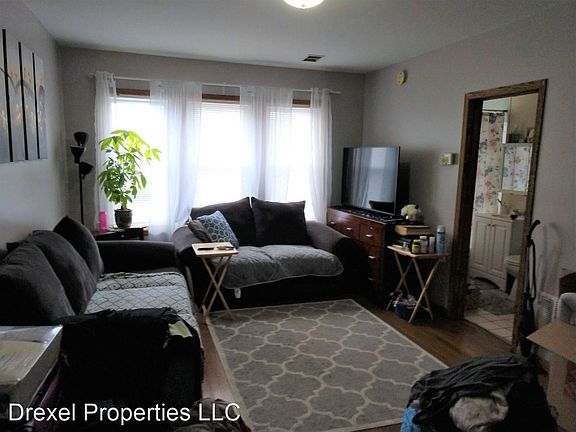 2nd image of 4440 W Wellington Ave #1