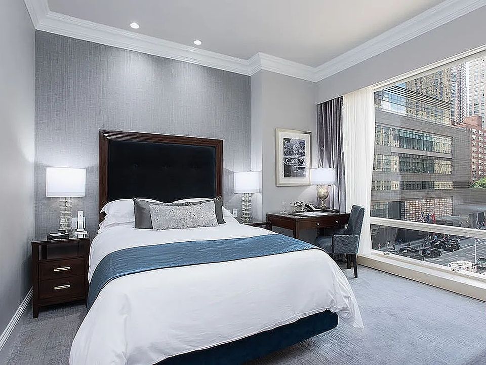 1st image of 1 Central Park W #612