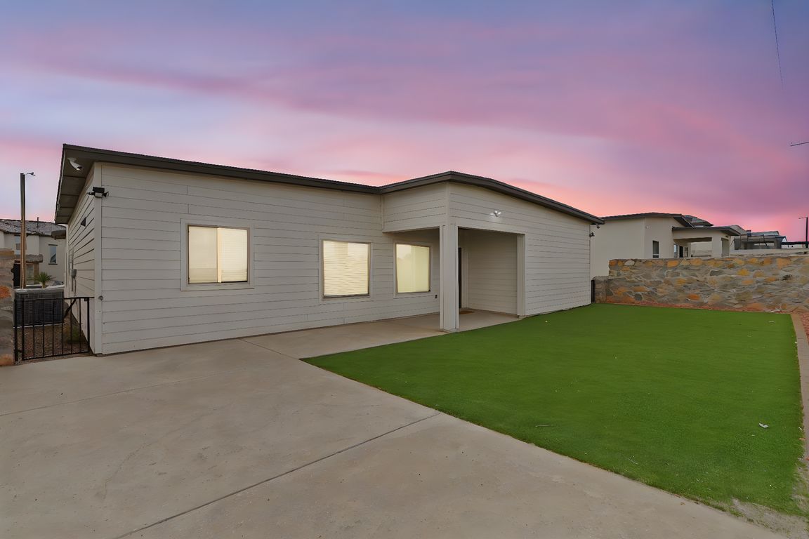 next background image