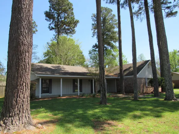 157 Aileen Dr, Columbus, MS 39705