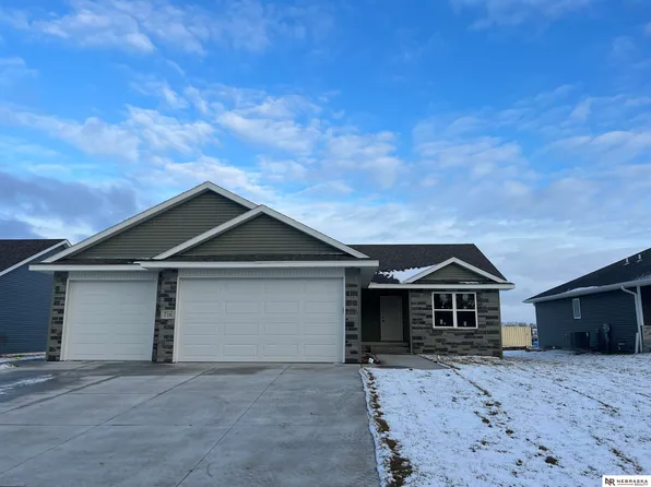 716 Ash St, Greenwood, NE 68366