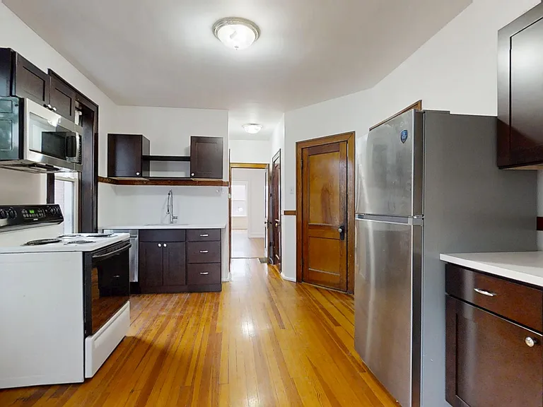 3704 Fairview Ave #2W — Photo 16