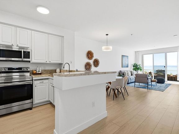 3rd image of 101 Crescent Way APT 2108