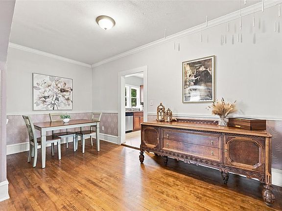 3rd image of 4114 E MICHIGAN STREET