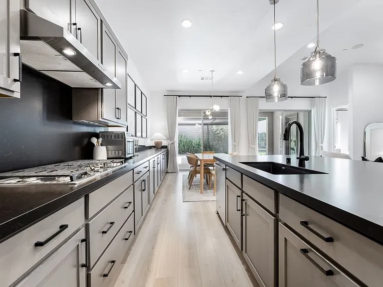10149 Zeta Tucana St — Photo 11