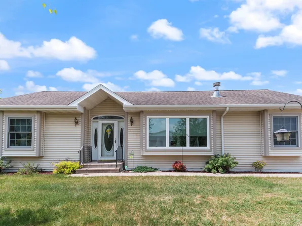209 Jefferson St, Buhl, MN 55713