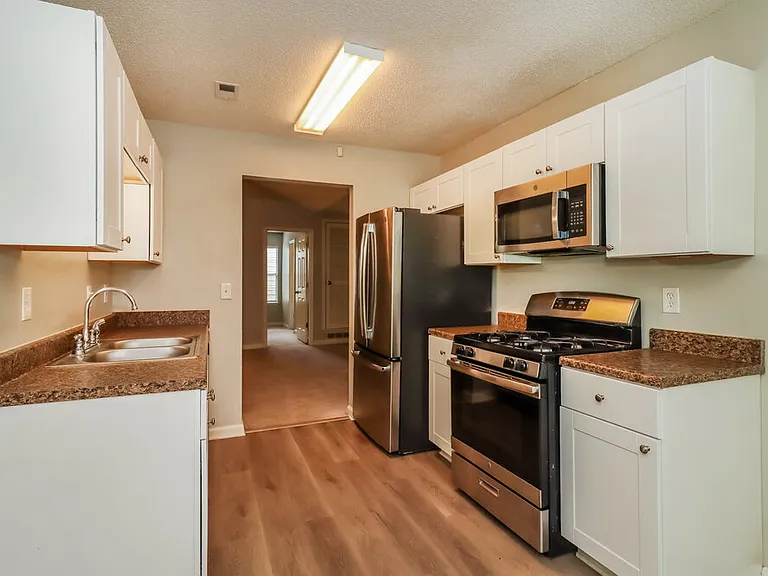 2158 Denson Ln SW — Photo 6