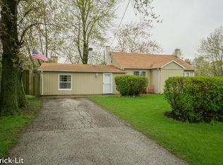 22902 Wolf Rd, Frankfort, IL 60423