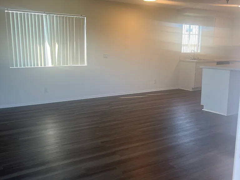 Cordary Apartments — Photo 12