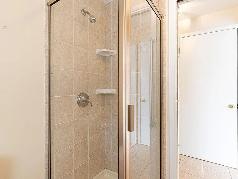 4121 Barbara Dr — Photo 16