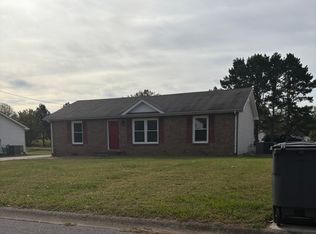 1494 Sunshine Dr, Clarksville, TN