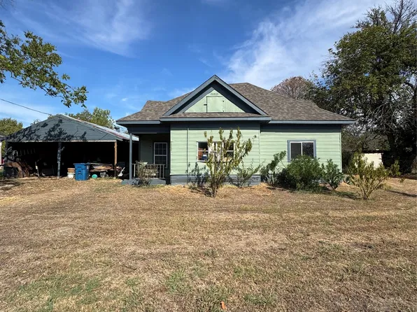 102 N 6th St W, Dawson, TX 76639