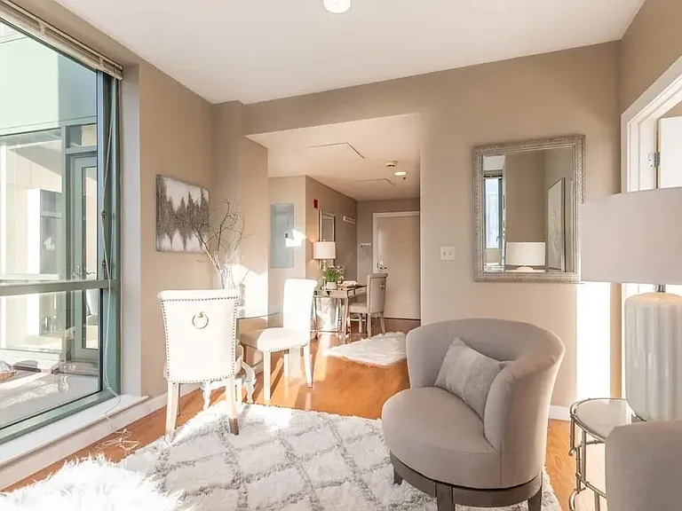 234 Causeway St — Photo 4