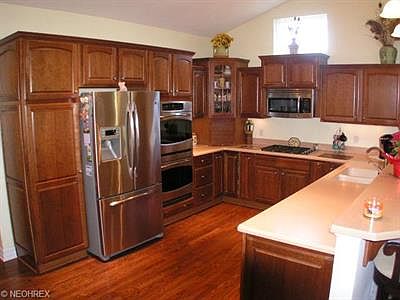 3rd image of 4704 Lavender Ln