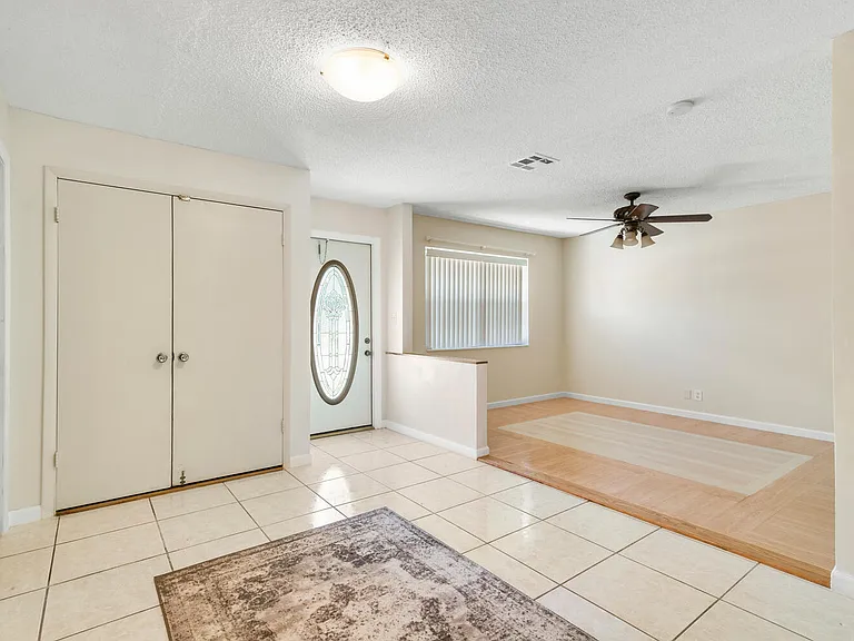 4619 Gladiator Cir — Photo 8