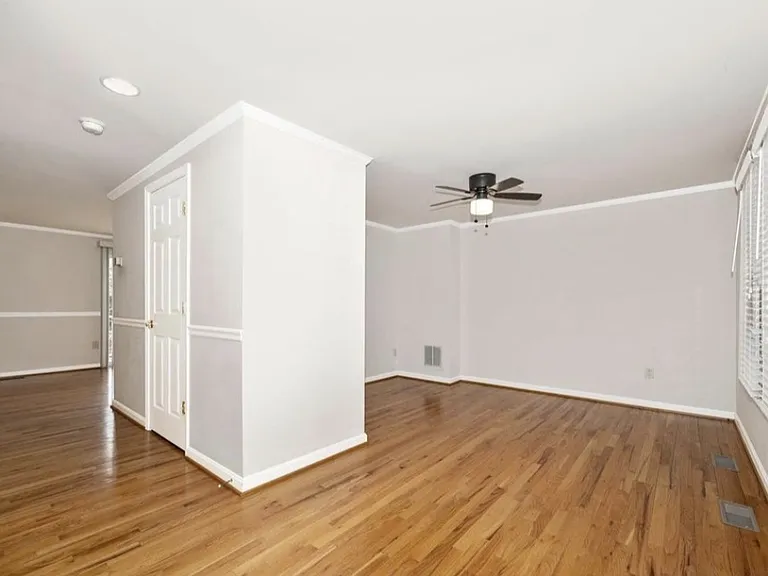 117 Valley View Ct — Photo 7