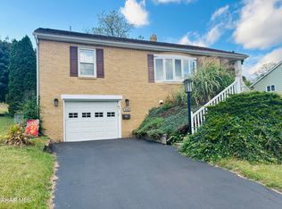 3712 W Chestnut Ave, Altoona, PA 16601
